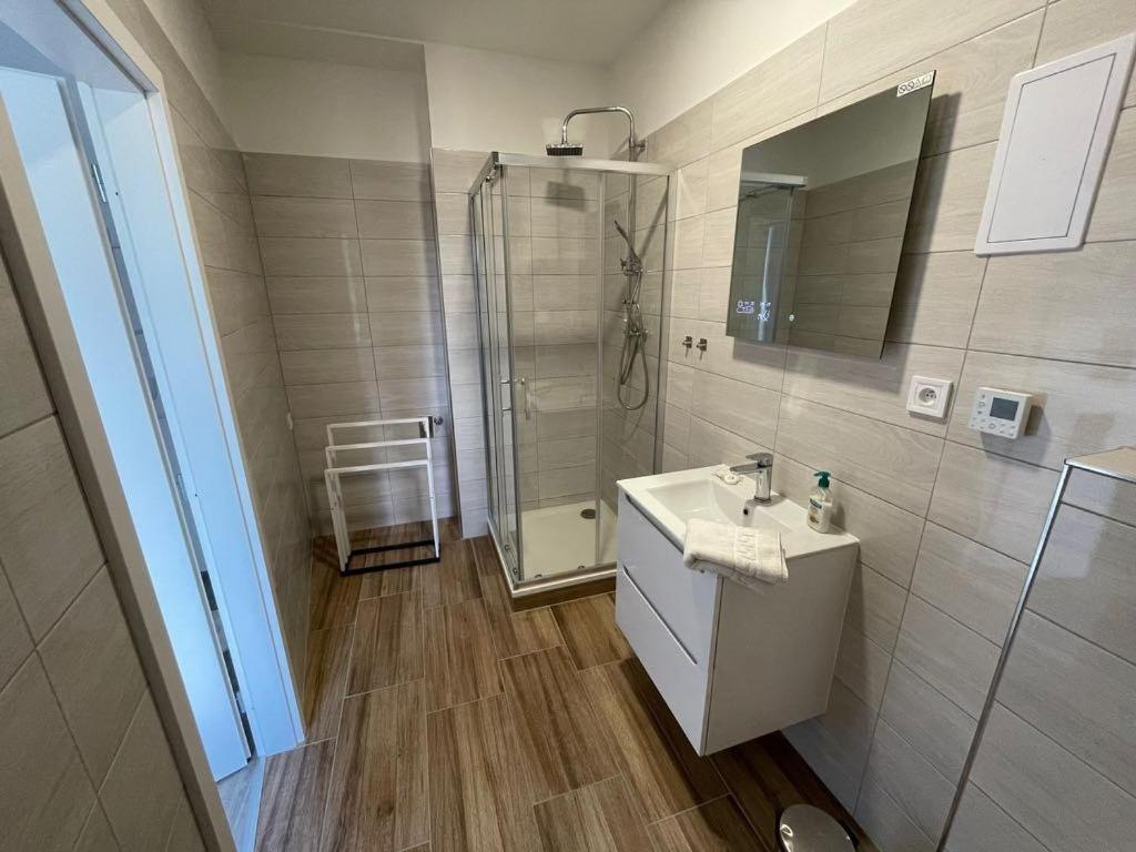 Relax21 Hotel Uhersky Ostroh Екстериор снимка