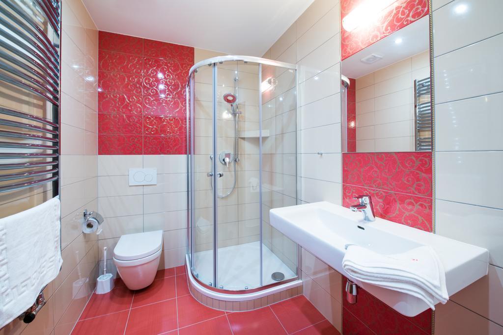 Relax21 Hotel Uhersky Ostroh Стая снимка